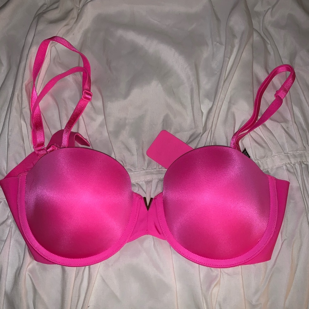 VS 32C Hot pink padded bra